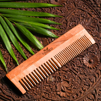 Neem Wood Lily Comb – Eco-Friendly Hair Care I  Herbal Oil Treated (17 Herbs, Neem & Sesame Oil) | Wide Tooth Anti-Static Comb for Long, Thick & Wet Hair